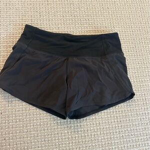 Black Lululemon speed up shorts
